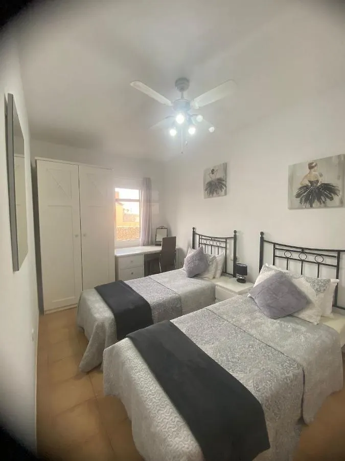 Casa Orilla! Beautiful Private Holiday Villa With Hot Tub La Oliva