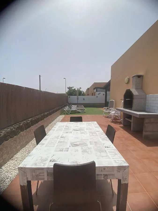 Casa Orilla! Beautiful Private Holiday Villa With Hot Tub La Oliva